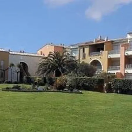 Rdc 2 Chambres, Terrasse, A 200m Plage, Parking, Animaux Admis - Fr-1-749-89 *